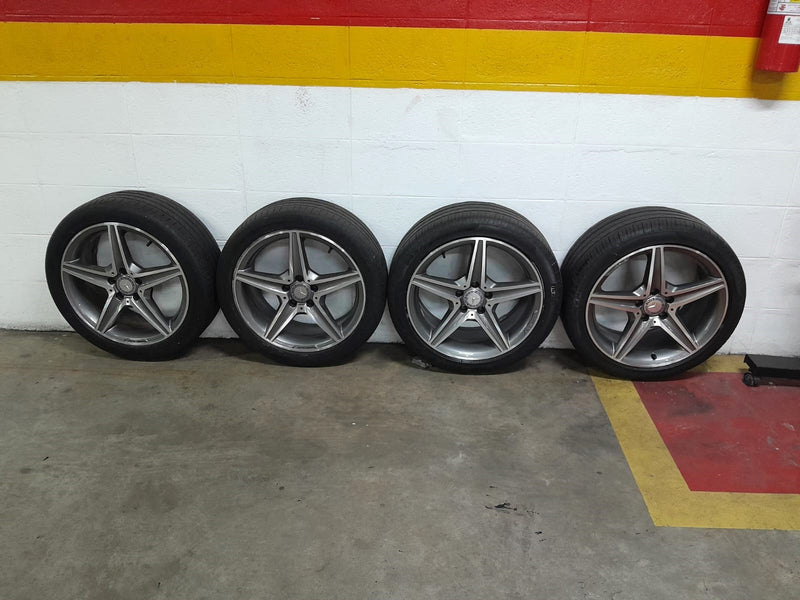 Jogo Rodas Mercedes-Benz AMG C250 Original Aro 18 Pneus 255/40-18