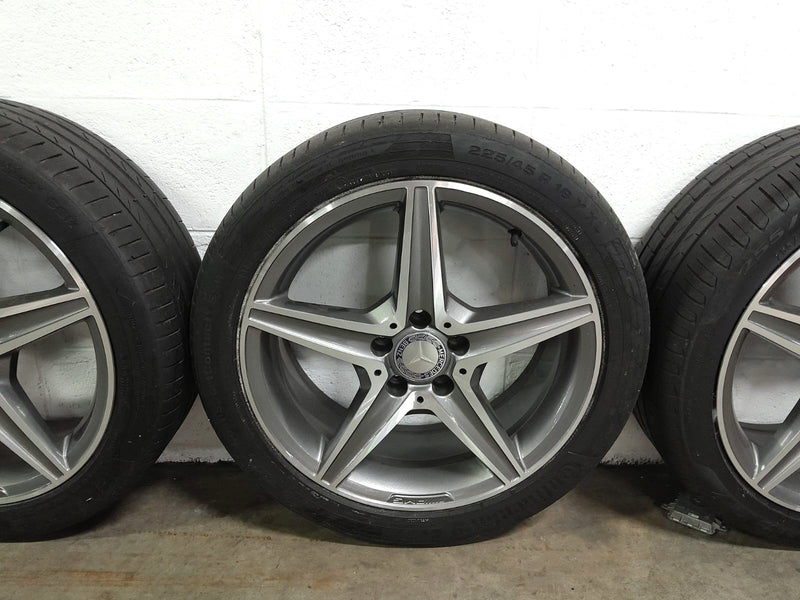 Jogo Rodas Mercedes-Benz AMG C250 Original Aro 18 Pneus 255/40-18